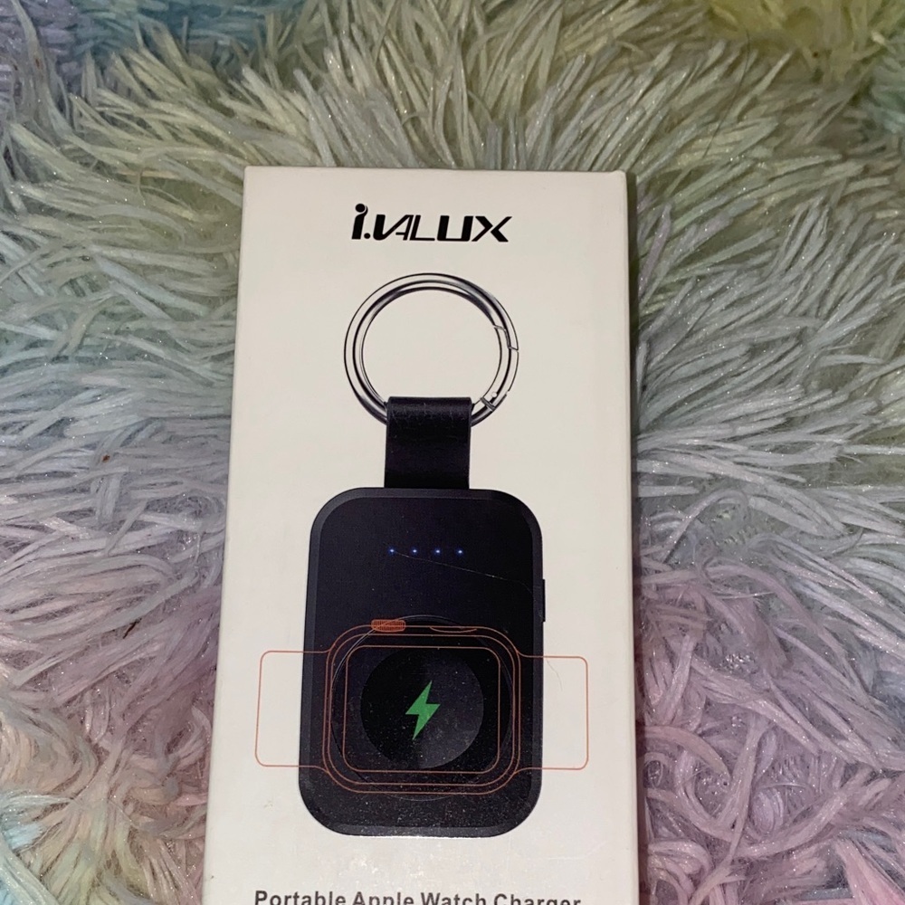 Black Portable Apple Watch Charger - Picture 1 of 2
